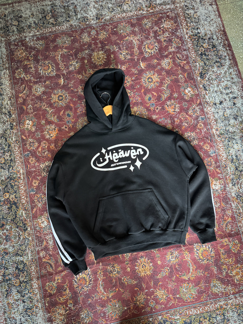 Buzo Boxy Estampado Llamas Garage — Estampa fuego serigrafía premium