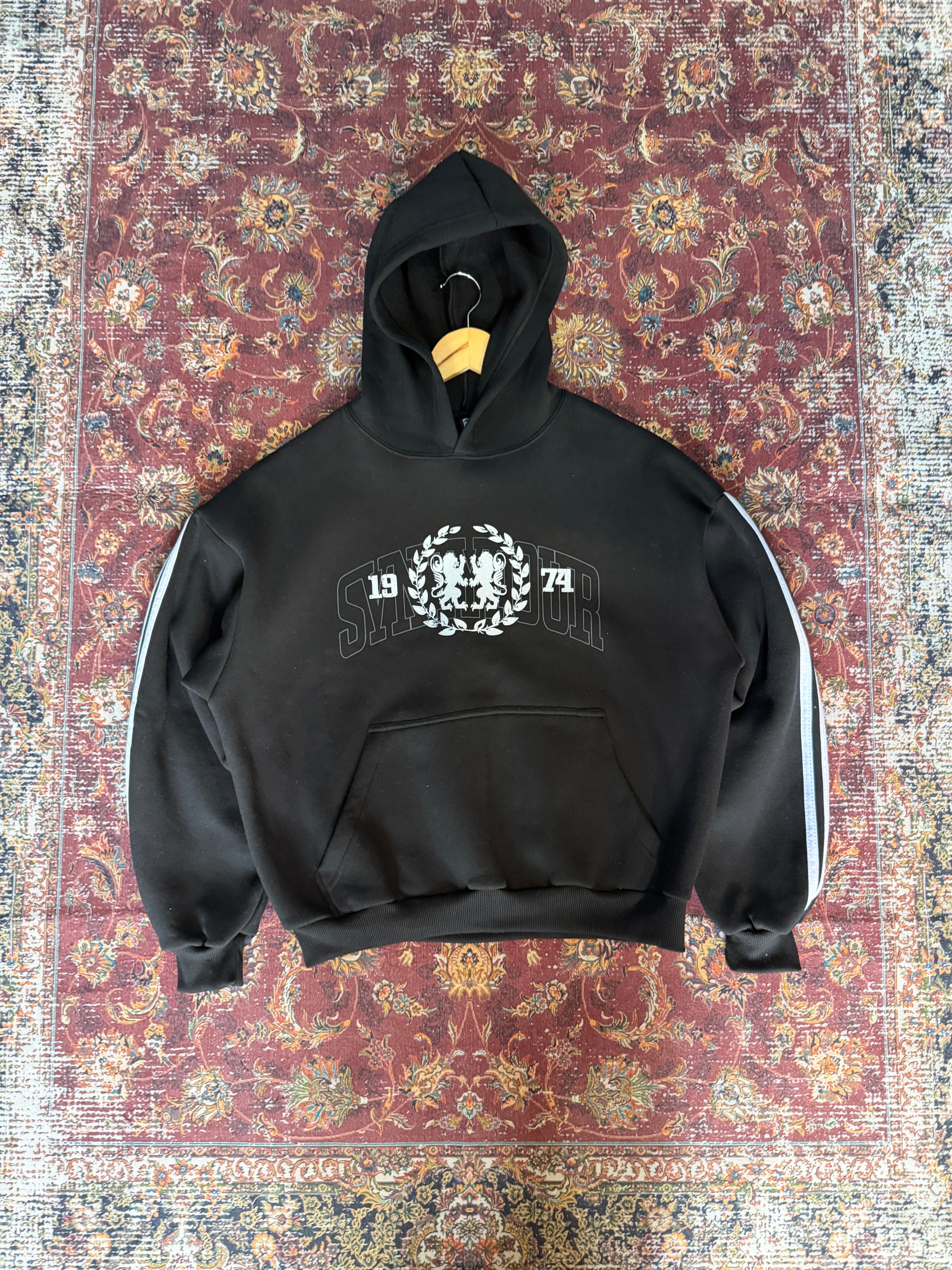 Buzo Boxy Estampado Ángel Garage — Drop exclusivo temporada